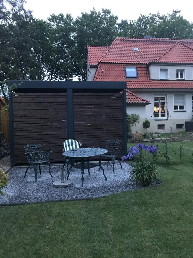 Haus In Der Gartenstadt บอททรอพ ภายนอก รูปภาพ